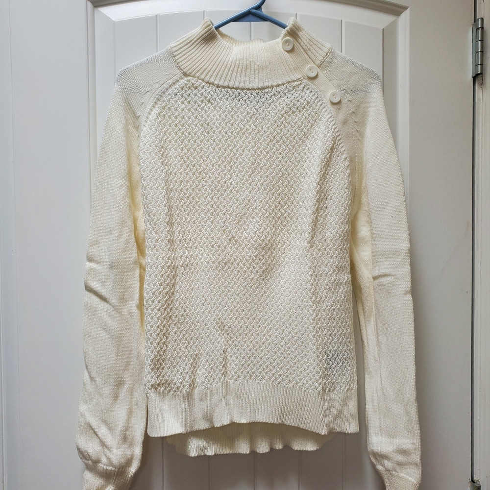 PROPOGANDA - Long sleeve sweater with white buttons